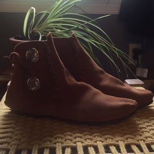 Moccasin booties